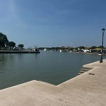 Vivere Nient'altro Between Port And Historic Center *