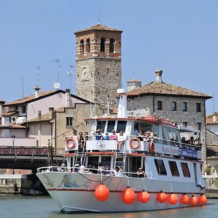 Apartament Vivere Nient'altro Between Port And Historic Center Marano Lagunare