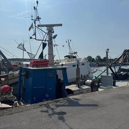 Lejlighed Vivere Nient'altro Between Port And Historic Center Marano Lagunare
